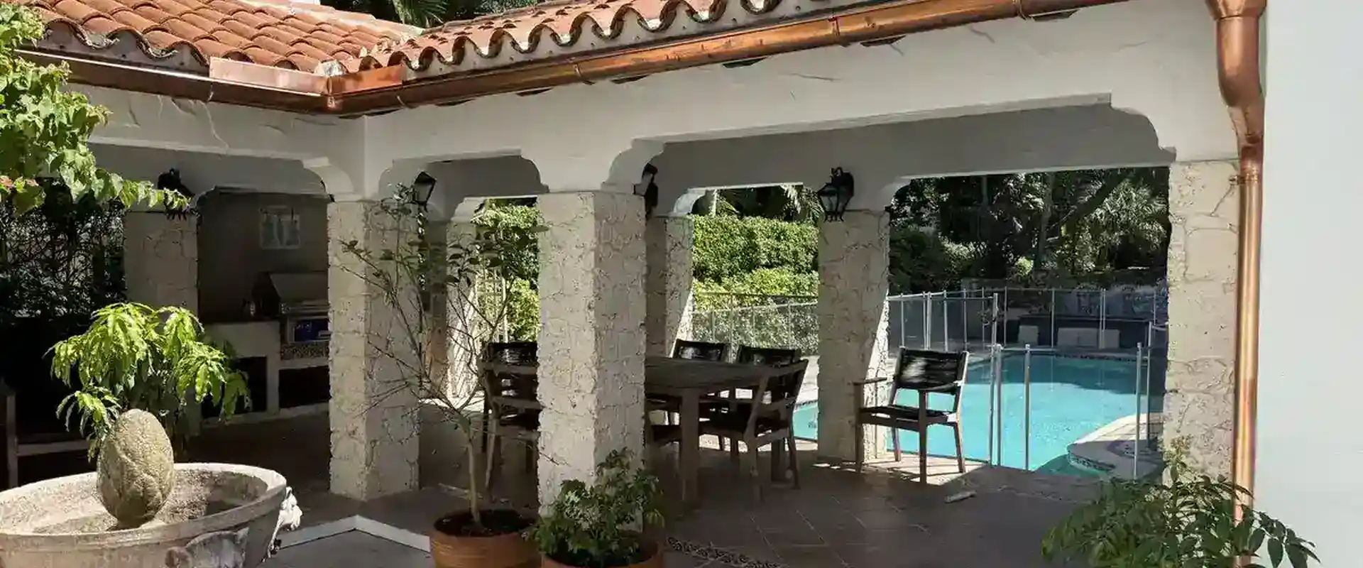 Copper gutters Pinecrest — installation detail